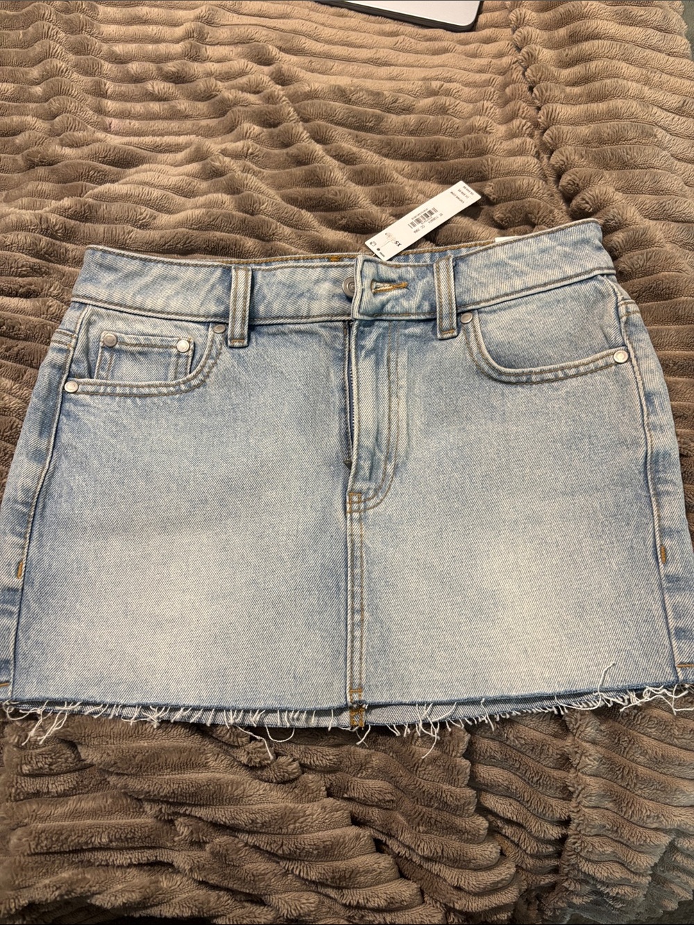 Victoria’s Secret Pink Denim Mini Skirt NWT Size X-Small
